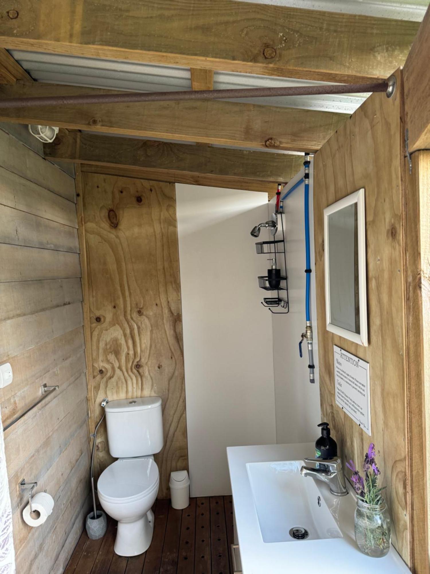 Private Cabin Close To The City Centre Whangarei Exterior foto